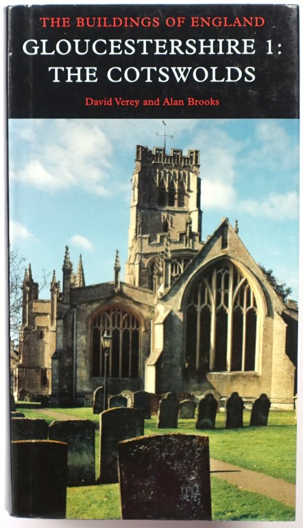 Gloucestershire 1: The Cotswolds (Pevsner Architectural Guides: The Buildings of England)