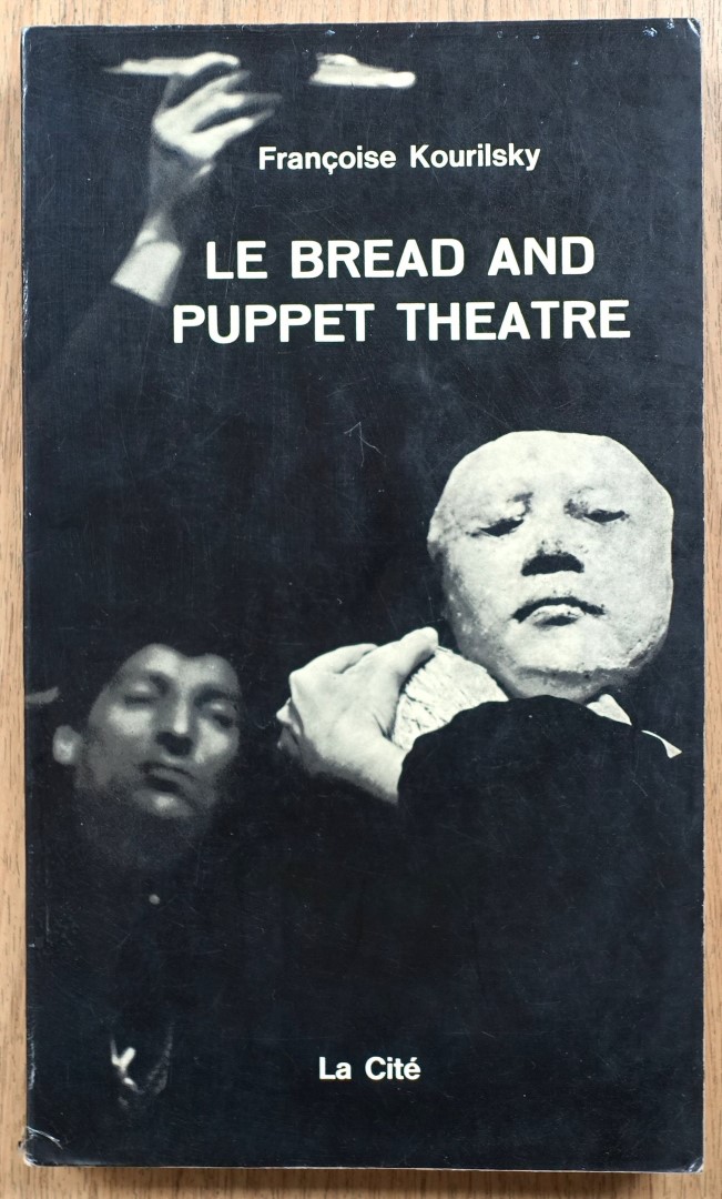 Le Bread and Puppet Theatre