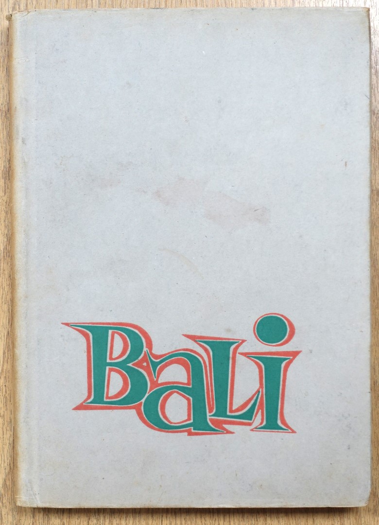 Seni Budaja Bali/Balinese Arts and Culture