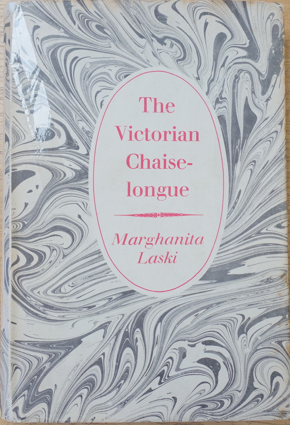The Victorian Chaise-Longue