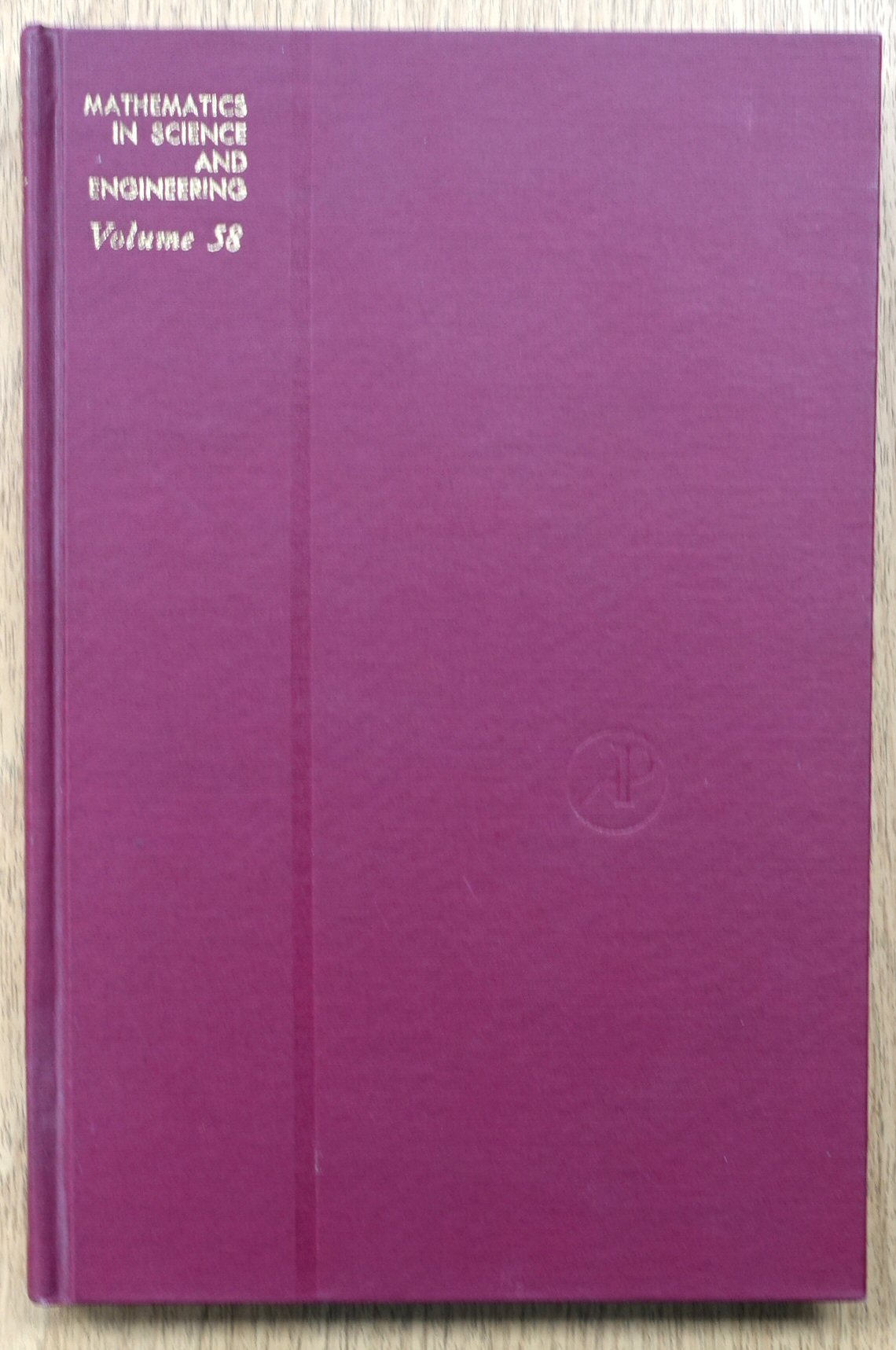 Quantitative and Qualitative Games (Mathematics in Sciene and Engineering, Volume 58)