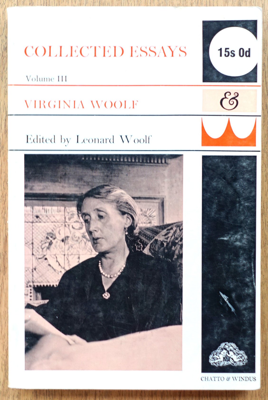 Virginia Woolf: Collected Essays, Volume III